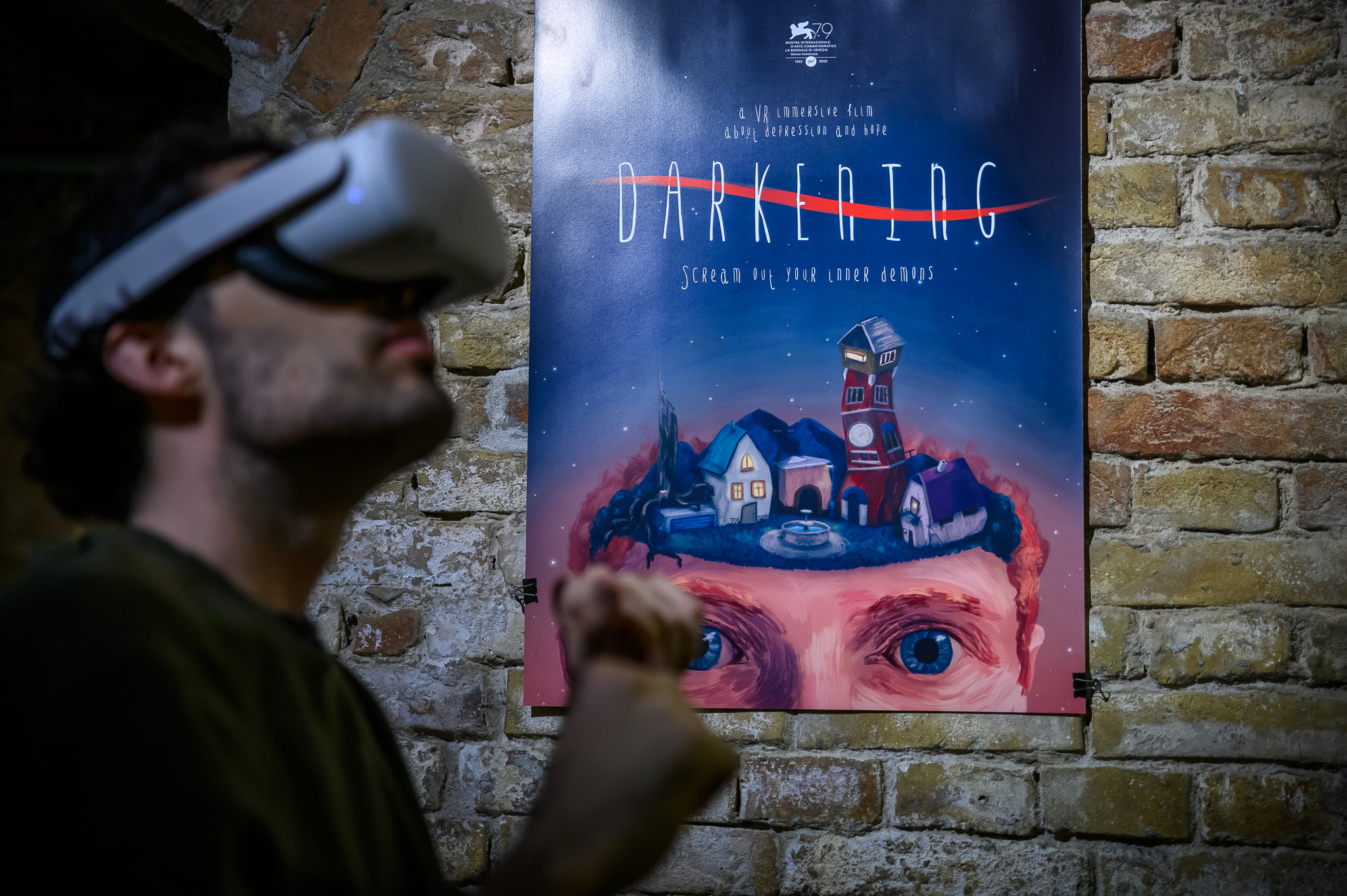 Poster of Darkening, a VR immersive film